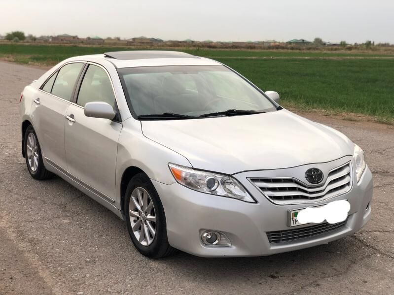 Toyota Camry 2011 - 185 000 TMT - Дашогуз - img 9