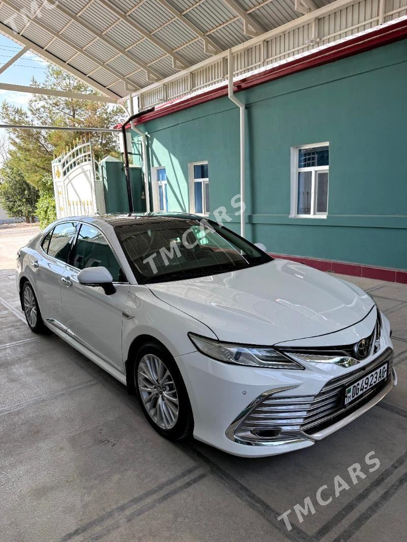 Toyota Camry 2018 - 355 000 TMT - Ашхабад - img 2