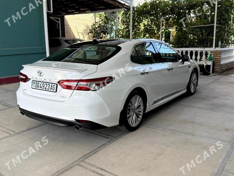 Toyota Camry 2018 - 355 000 TMT - Ашхабад - img 10