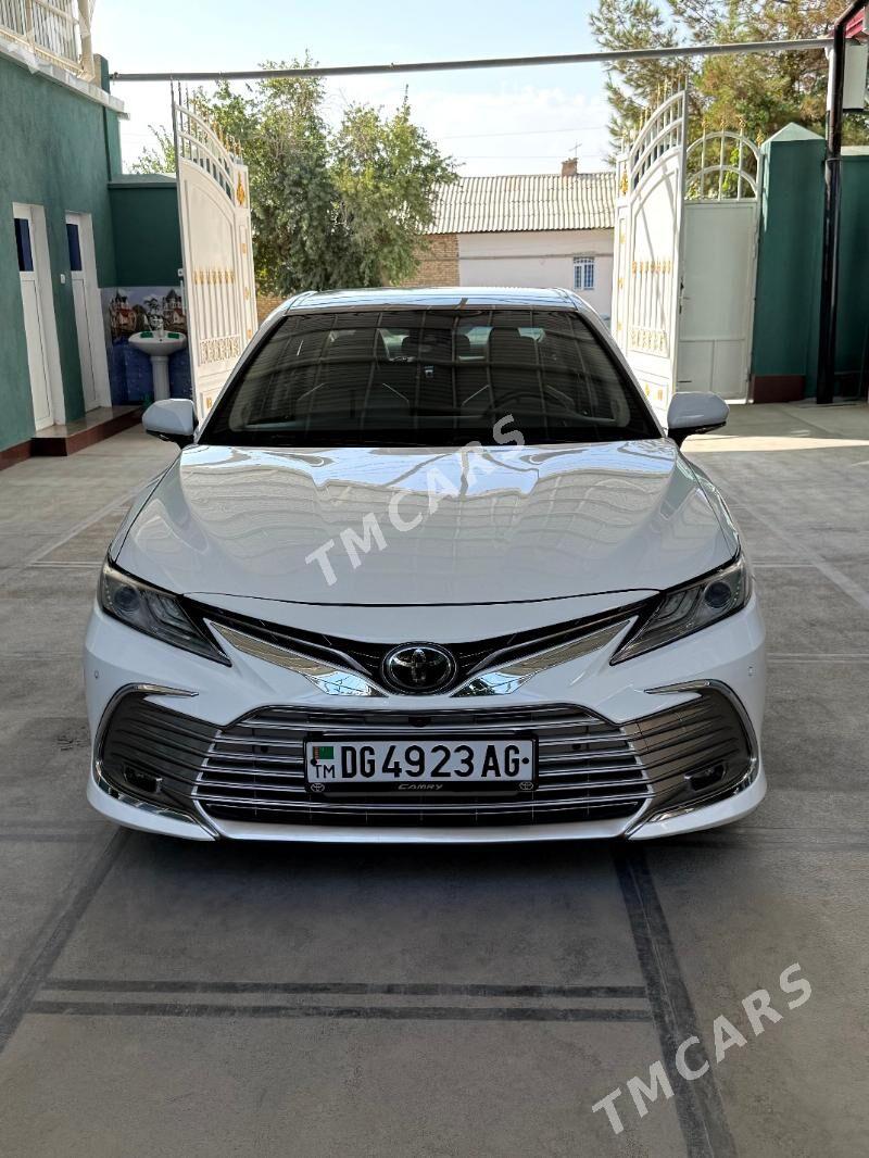 Toyota Camry 2018 - 355 000 TMT - Ашхабад - img 3