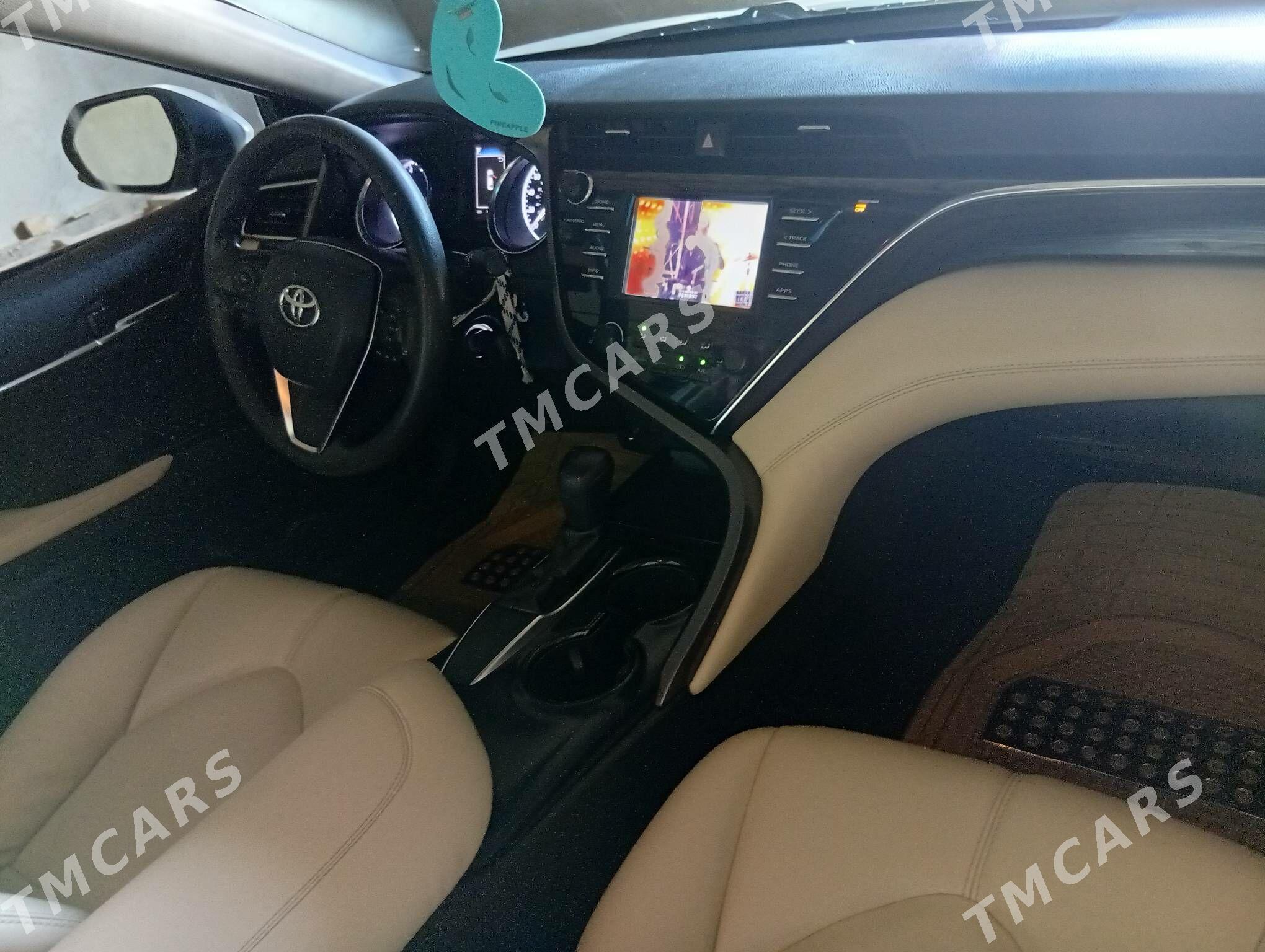 Toyota Camry 2018 - 275 000 TMT - Теджен - img 7