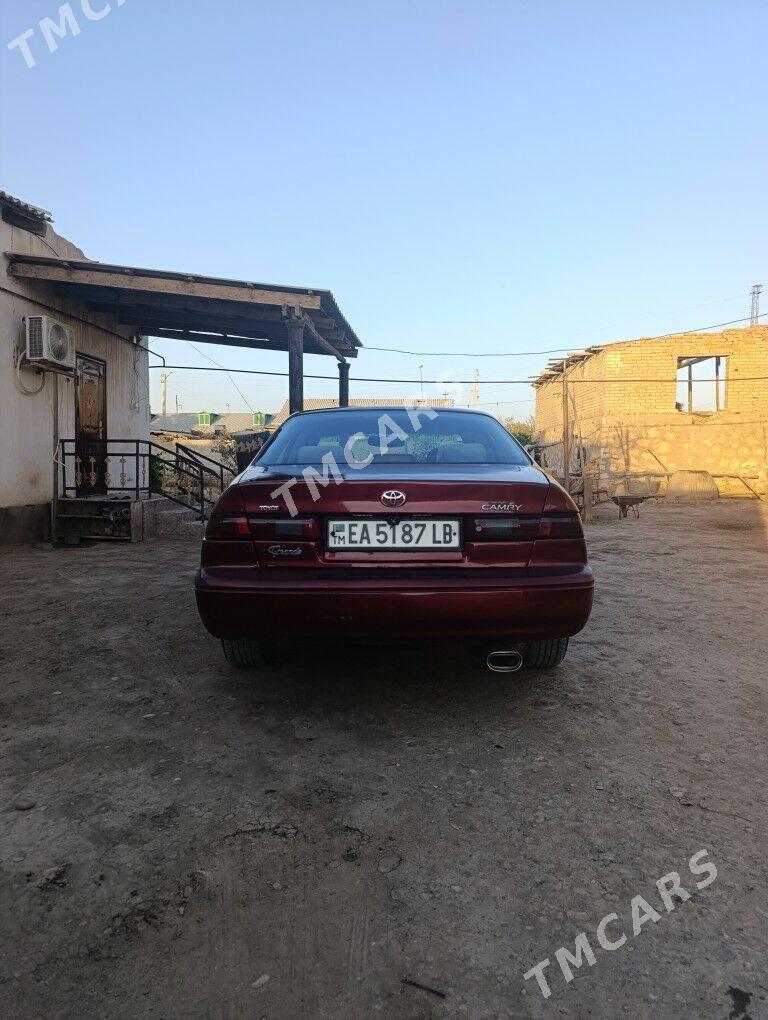 Toyota Camry 1999 - 110 000 TMT - Ходжамбаз - img 4