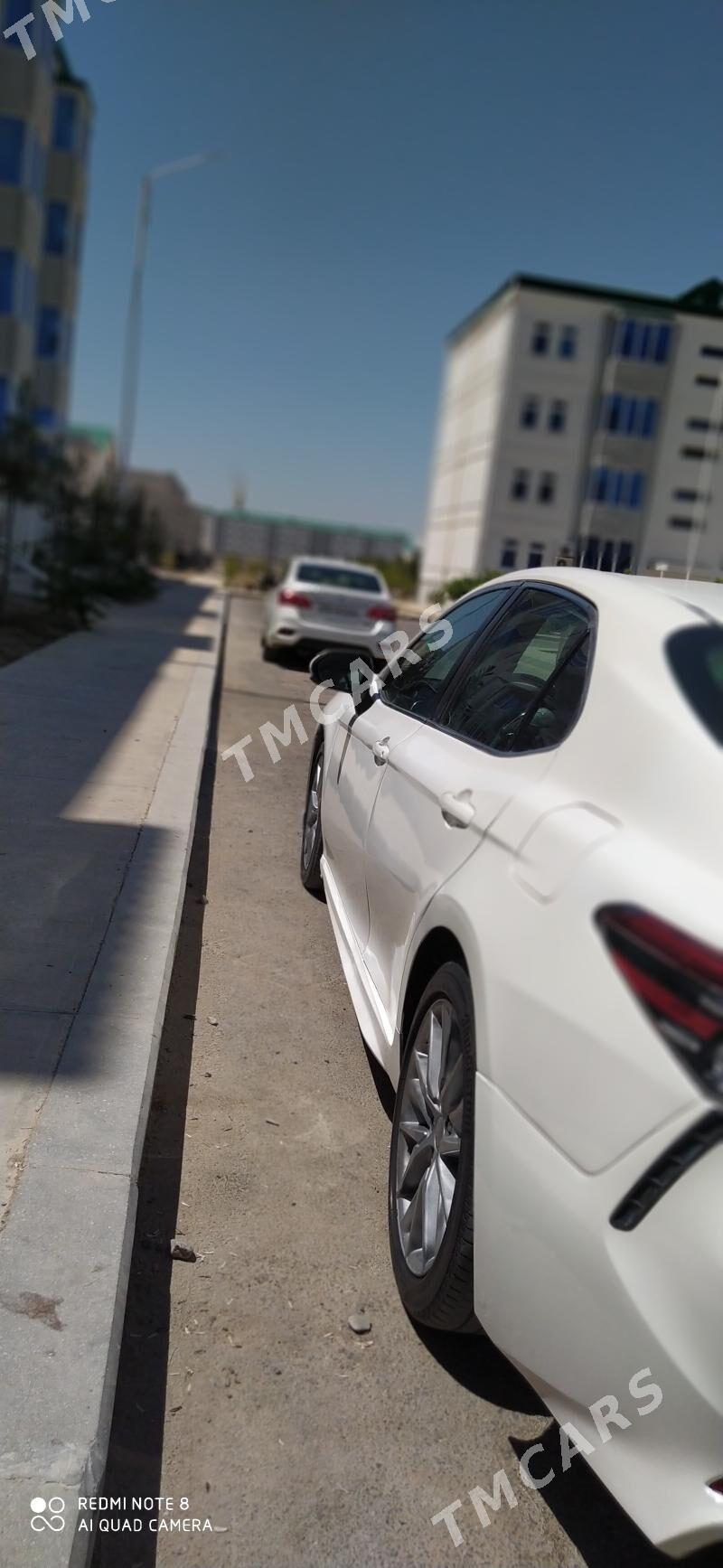 Toyota Camry 2021 - 285 000 TMT - Aşgabat - img 4