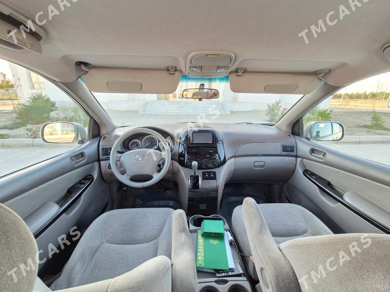 Toyota Sienna 2005 - 205 000 TMT - Гёкдепе - img 10
