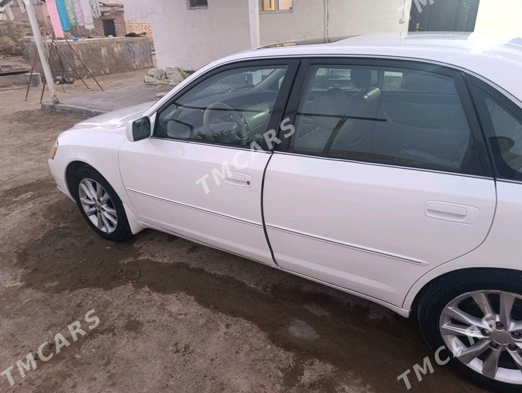 Toyota Avalon 2000 - 165 000 TMT - Baýramaly - img 3