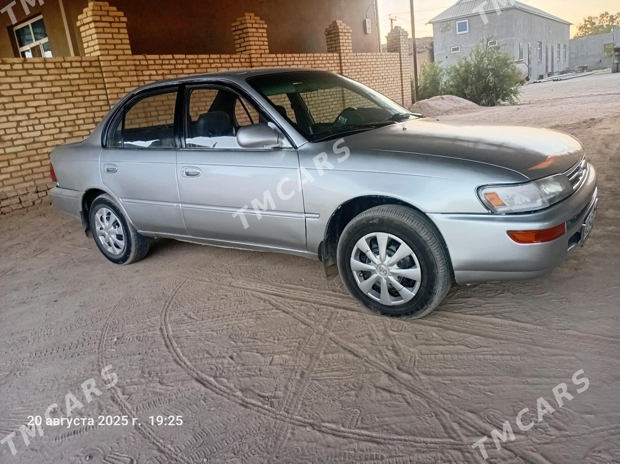 Toyota Corolla 1993 - 50 000 TMT - Байрамали - img 4
