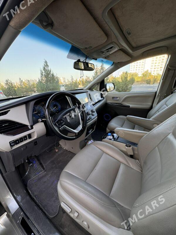 Toyota Sienna 2017 - 520 000 TMT - Ашхабад - img 4