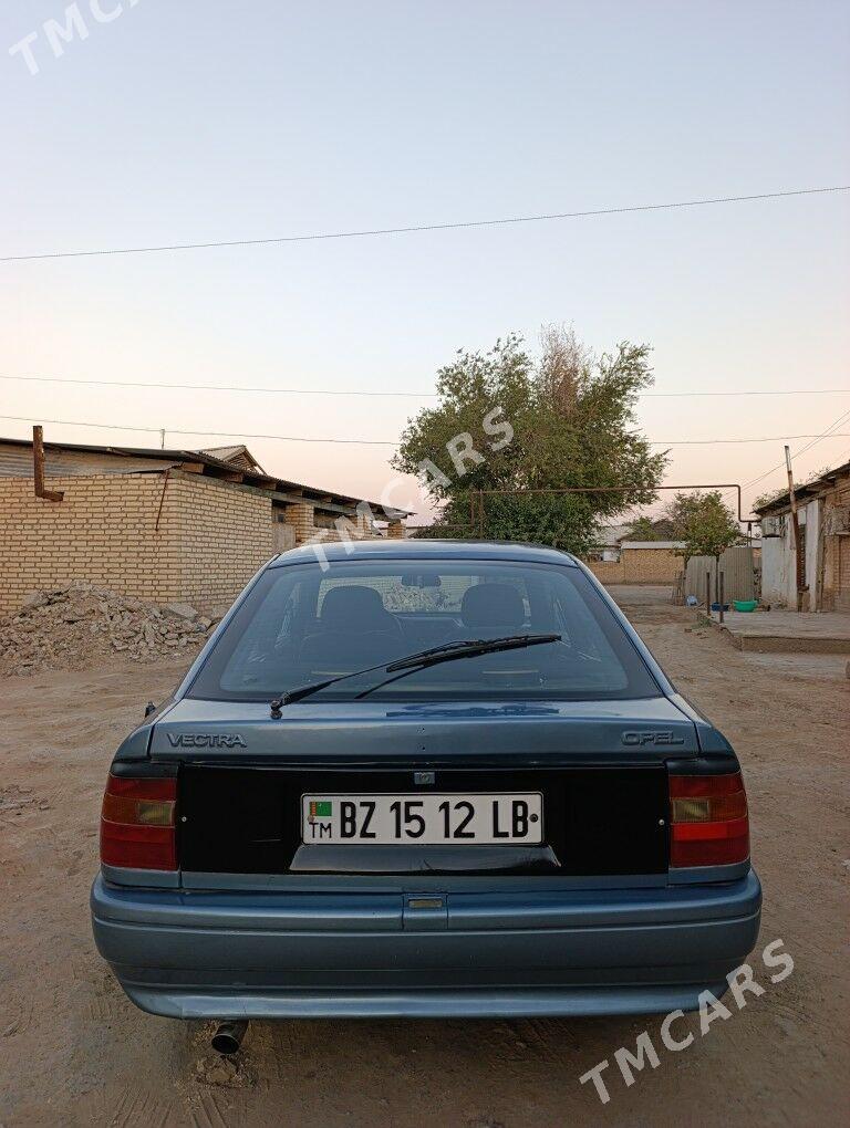 Opel Vectra 1990 - 30 000 TMT - Darganata - img 2