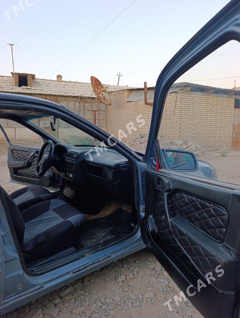 Opel Vectra 1990 - 30 000 TMT - Darganata - img 3
