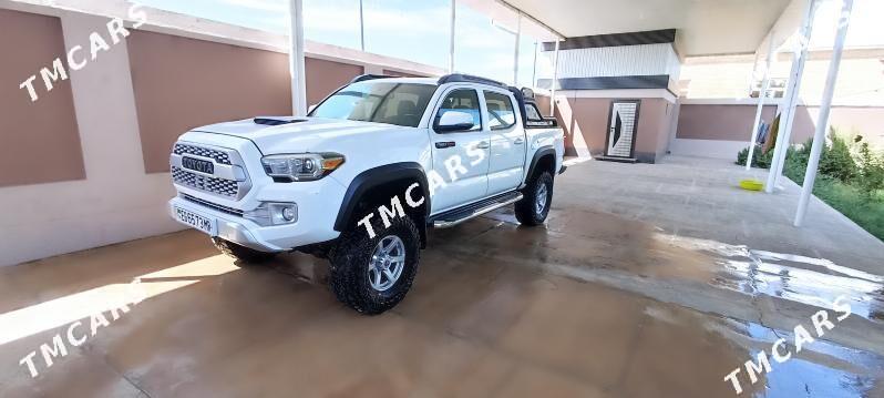 Toyota Tacoma 2018 - 350 000 TMT - Мары - img 6