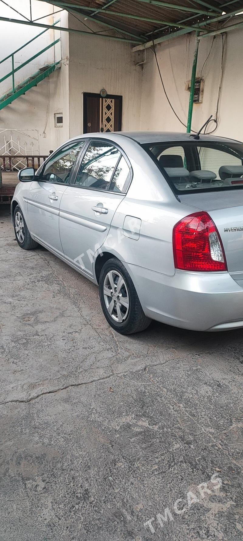 Hyundai Accent 2011 - 125 000 TMT - Ашхабад - img 2