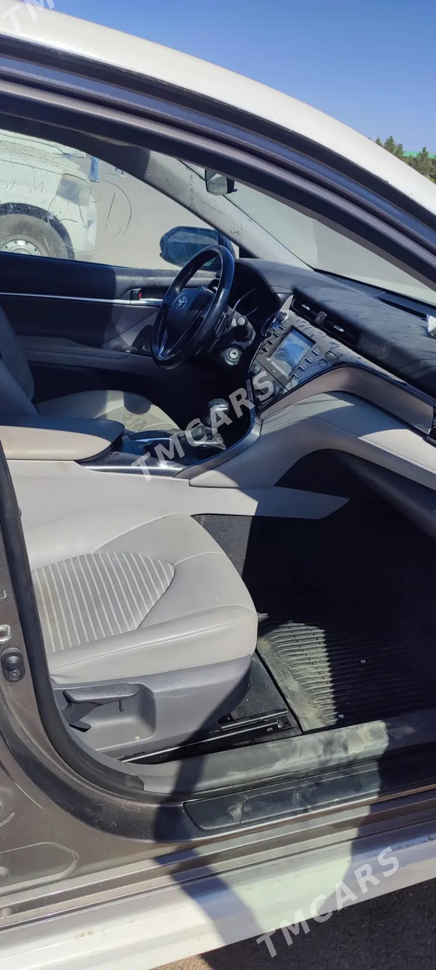 Toyota Camry 2020 - 264 000 TMT - Ашхабад - img 3