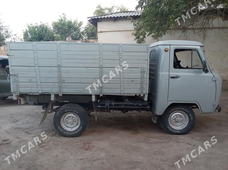 UAZ 469 2000 - 80 000 TMT - Ходжамбаз - img 3