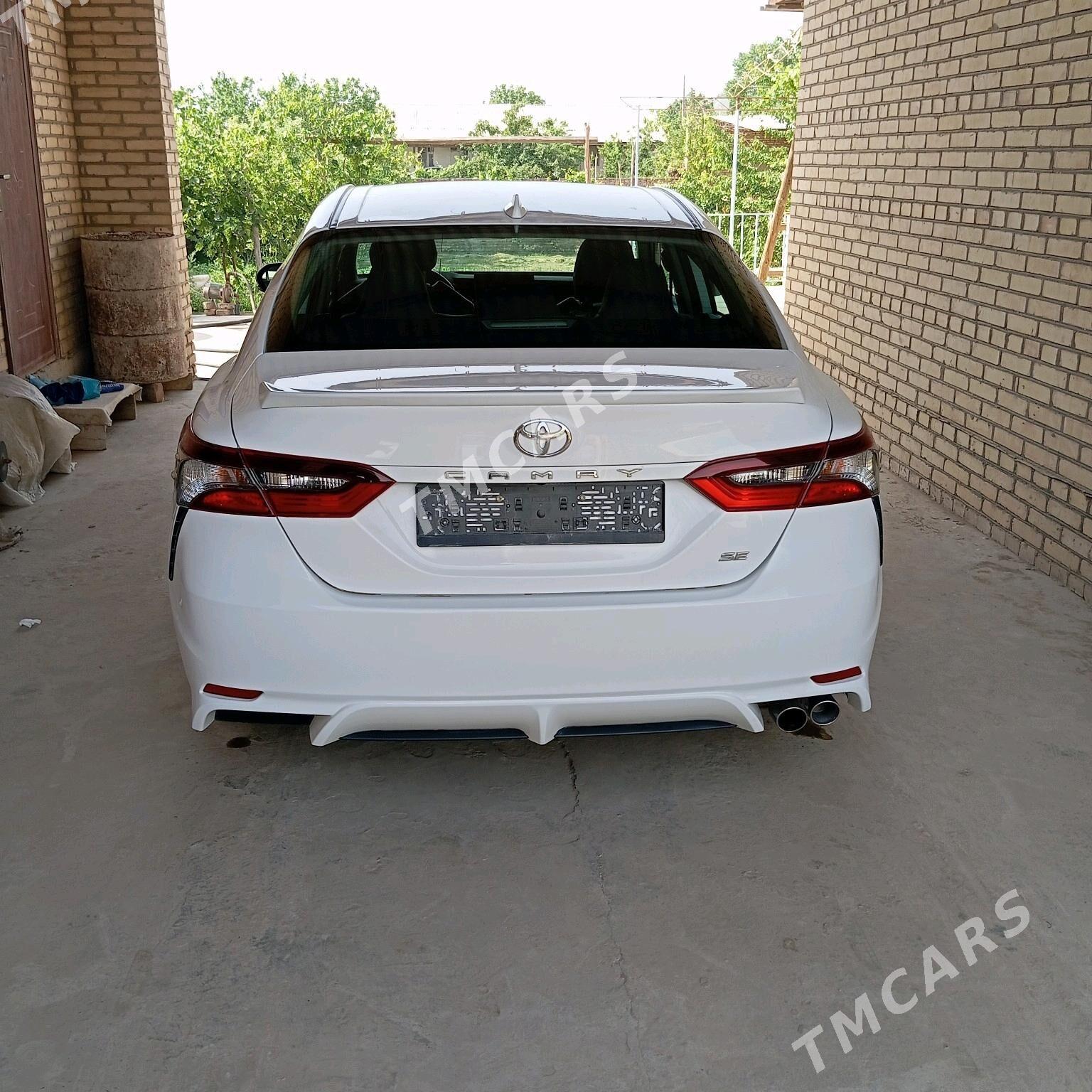 Toyota Camry 2022 - 315 000 TMT - Halaç - img 4