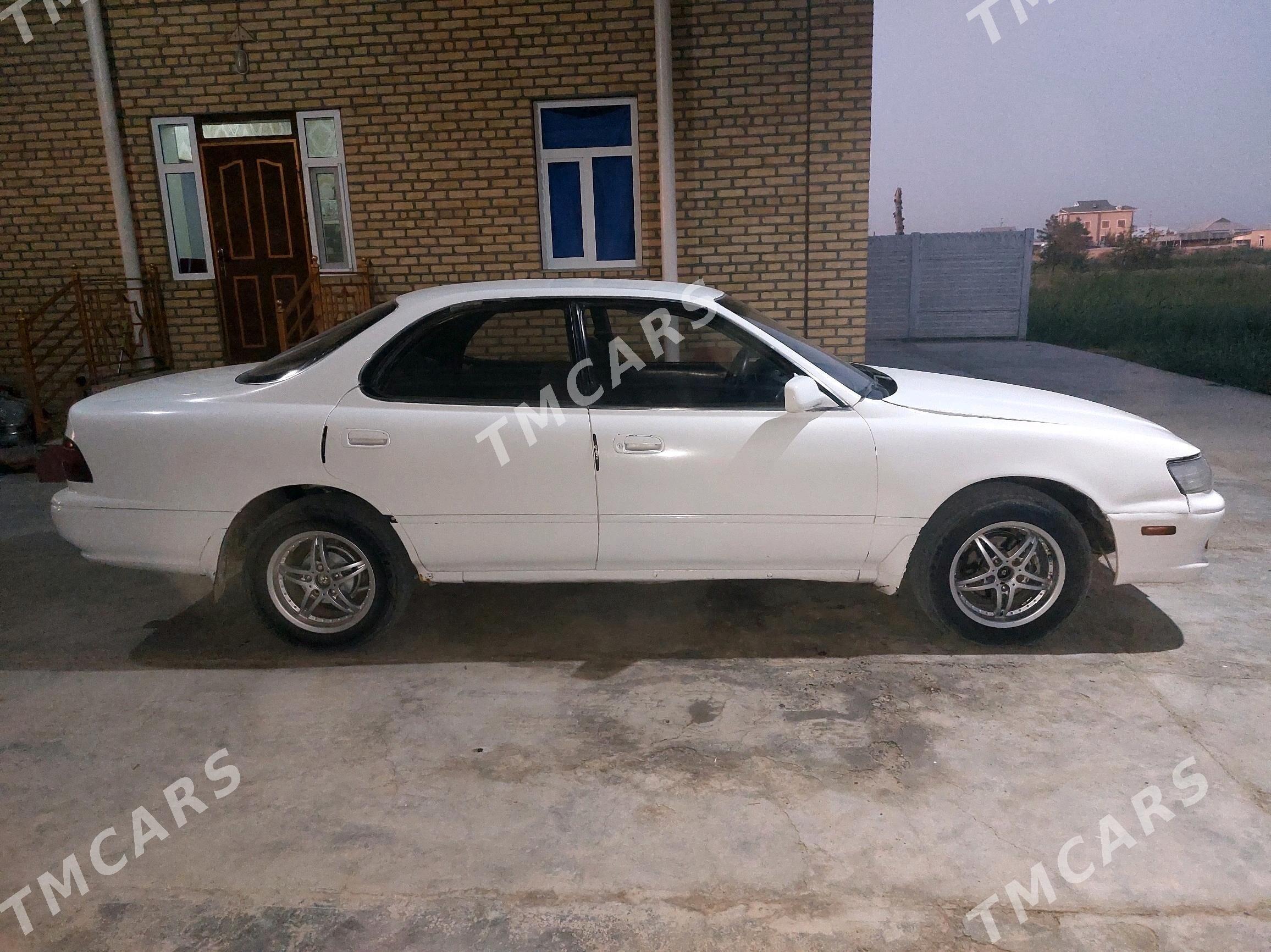 Toyota Vista 1992 - 45 000 TMT - Мары - img 1