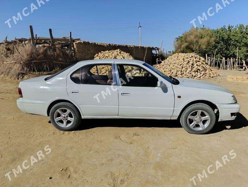 Toyota Camry 1995 - 42 000 TMT - Дарганата - img 2