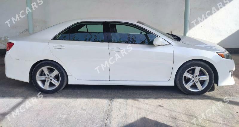 Toyota Camry 2013 - 240 000 TMT - Теджен - img 4