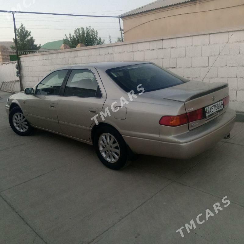 Toyota Camry 1999 - 140 000 TMT - Кака - img 4