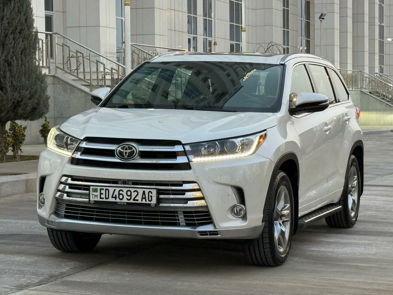 Toyota Highlander 2018 - 588 000 TMT - Ашхабад - img 3