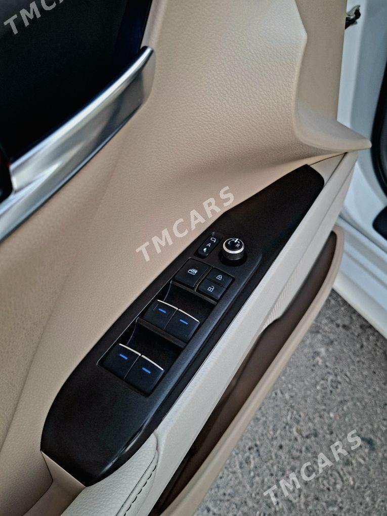 Toyota Camry 2022 - 530 000 TMT - Ашхабад - img 2