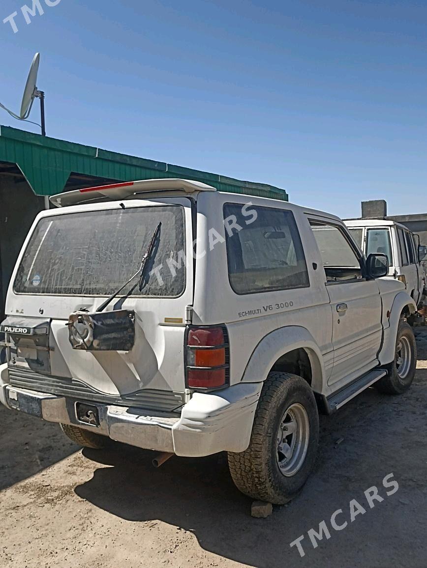 Mitsubishi Pajero 1993 - 40 000 TMT - Мары - img 2