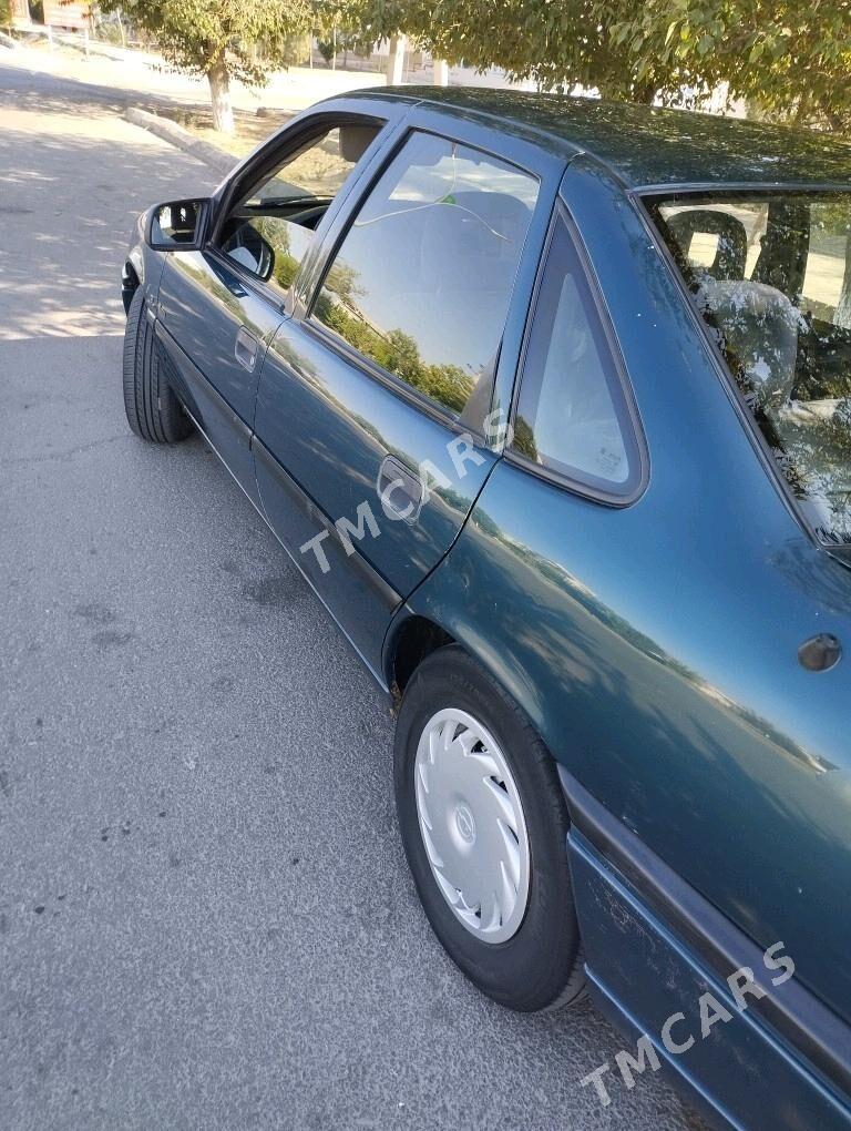 Opel Vectra 1995 - 52 000 TMT - Дашогуз - img 5