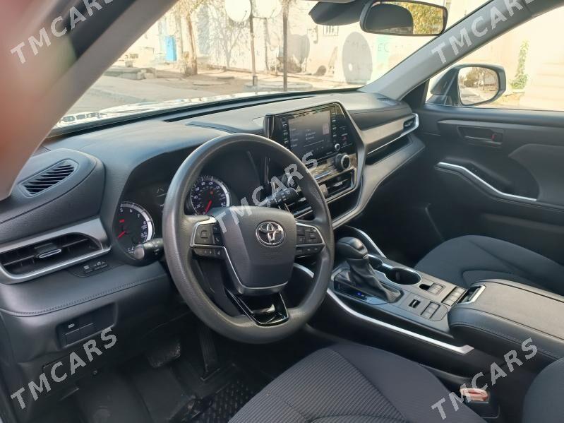 Toyota Highlander 2021 - 480 000 TMT - Балканабат - img 2