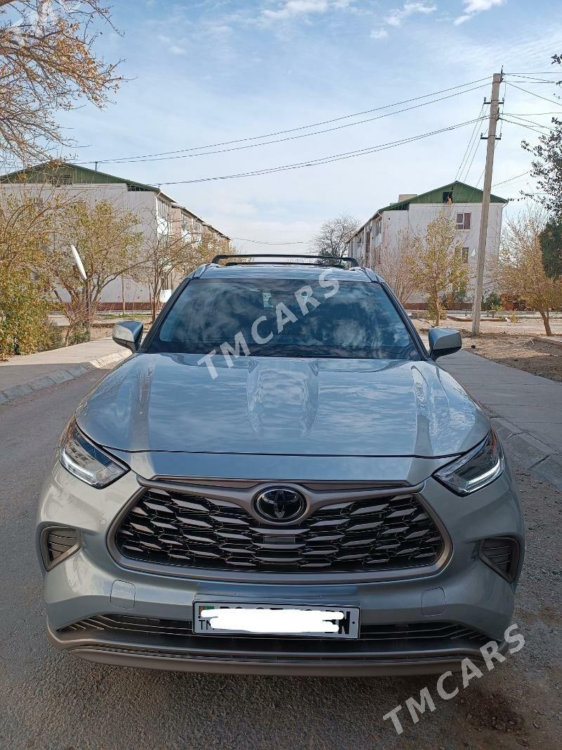 Toyota Highlander 2021 - 480 000 TMT - Балканабат - img 3