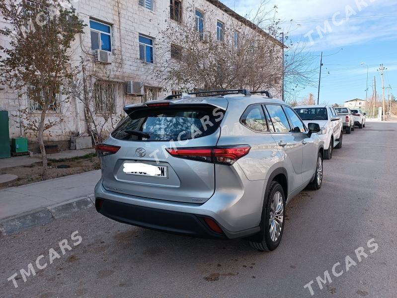 Toyota Highlander 2021 - 480 000 TMT - Балканабат - img 7