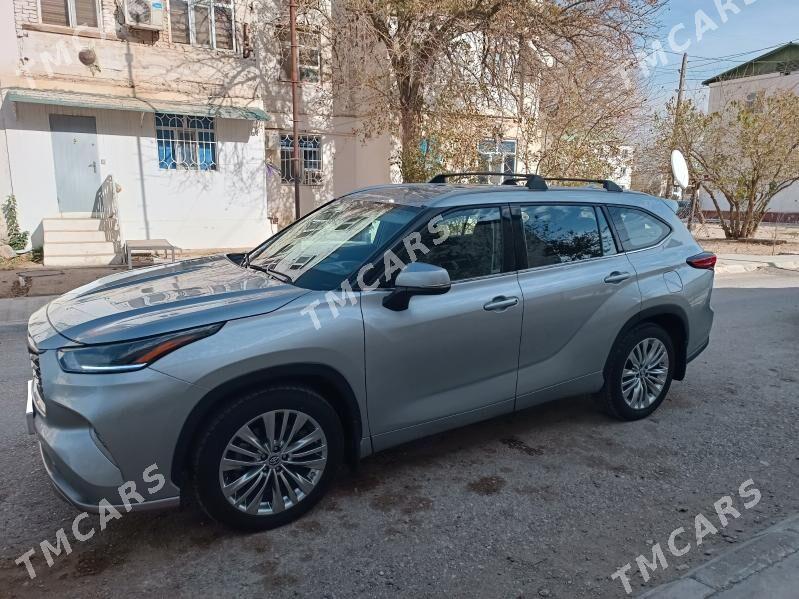 Toyota Highlander 2021 - 480 000 TMT - Балканабат - img 6