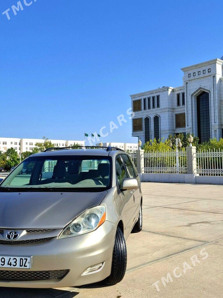 Toyota Sienna 2008 - 240 000 TMT - Дашогуз - img 2