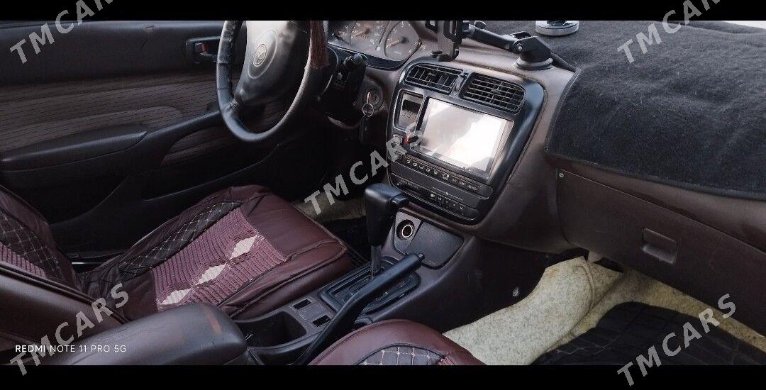 Toyota Carina 1995 - 55 000 TMT - Сакар - img 3