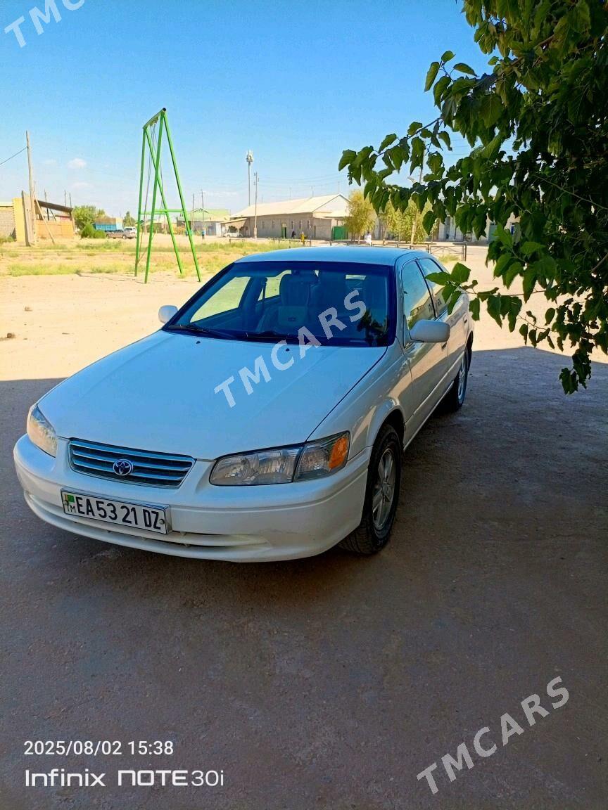 Toyota Camry 1997 - 115 000 TMT - Köneürgenç - img 3