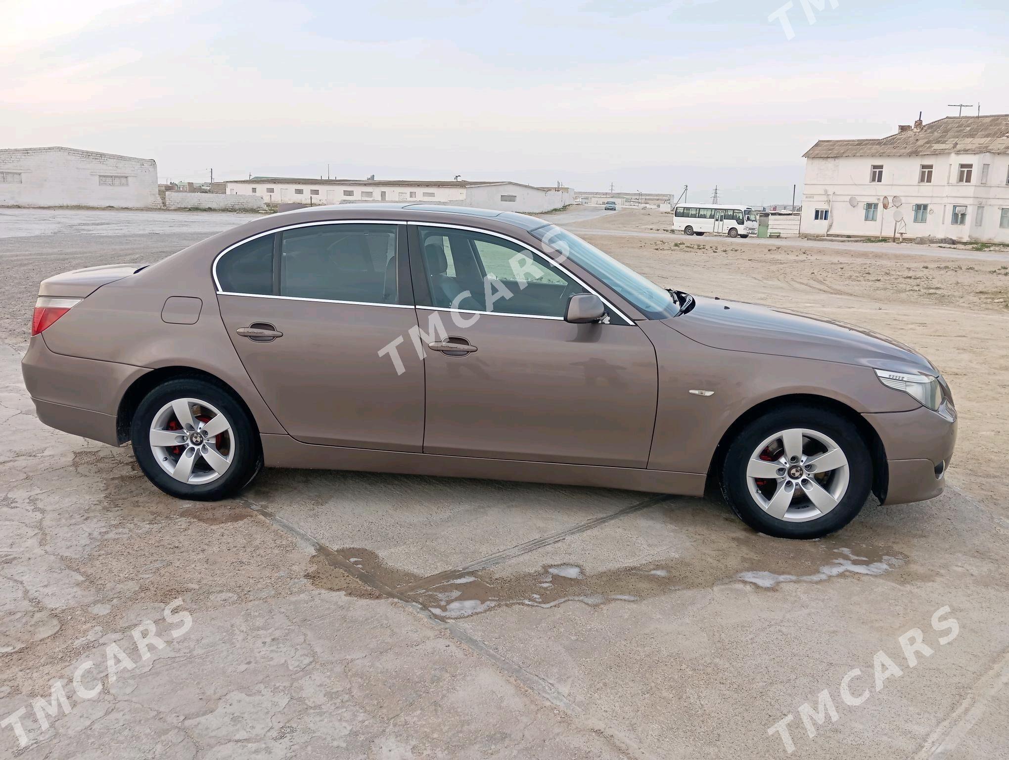 BMW E60 2004 - 140 000 TMT - Garabogaz - img 2