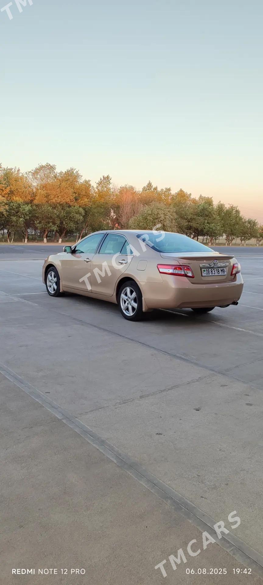 Toyota Camry 2010 - 185 000 TMT - Байрамали - img 7