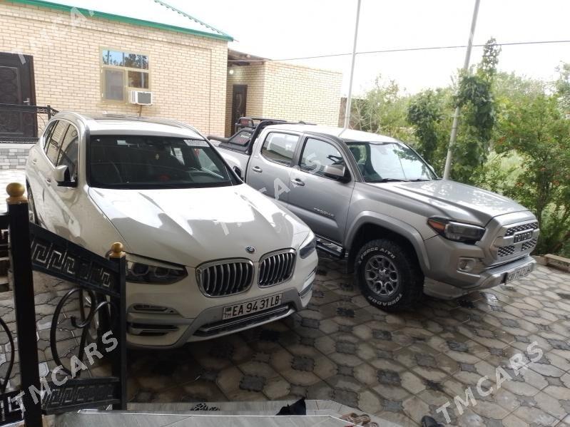 BMW X3 2019 - 600 000 TMT - Койтендаг - img 4