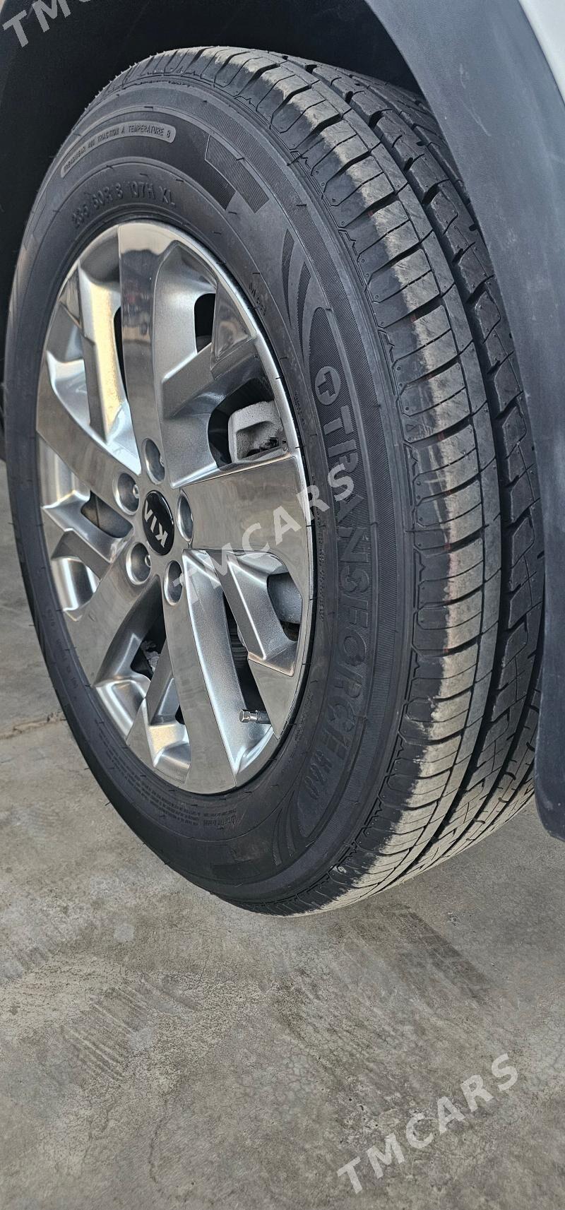 Kia Sorento 2022 - 370 000 TMT - Мары - img 8