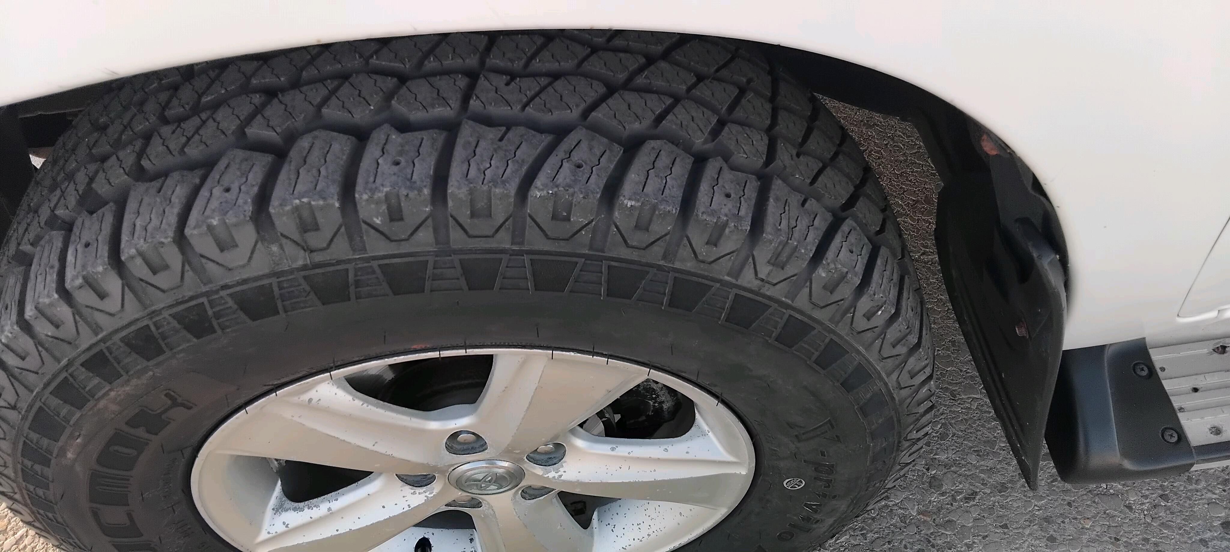 Toyota Hilux 2007 - 220 000 TMT - Эсенгулы - img 4