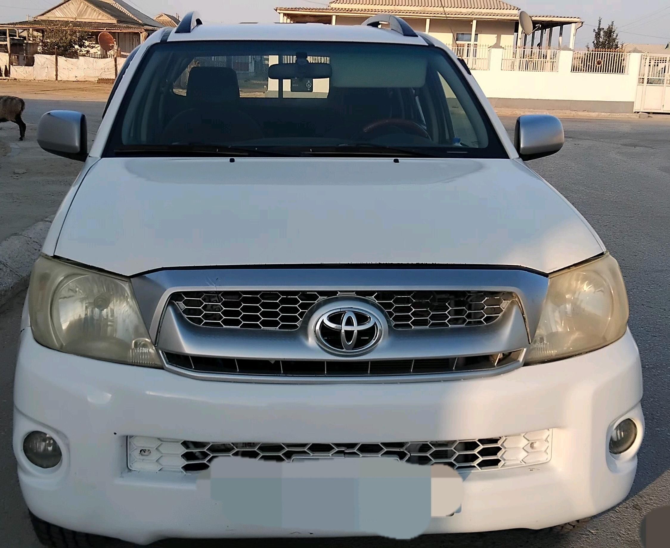 Toyota Hilux 2007 - 220 000 TMT - Эсенгулы - img 6