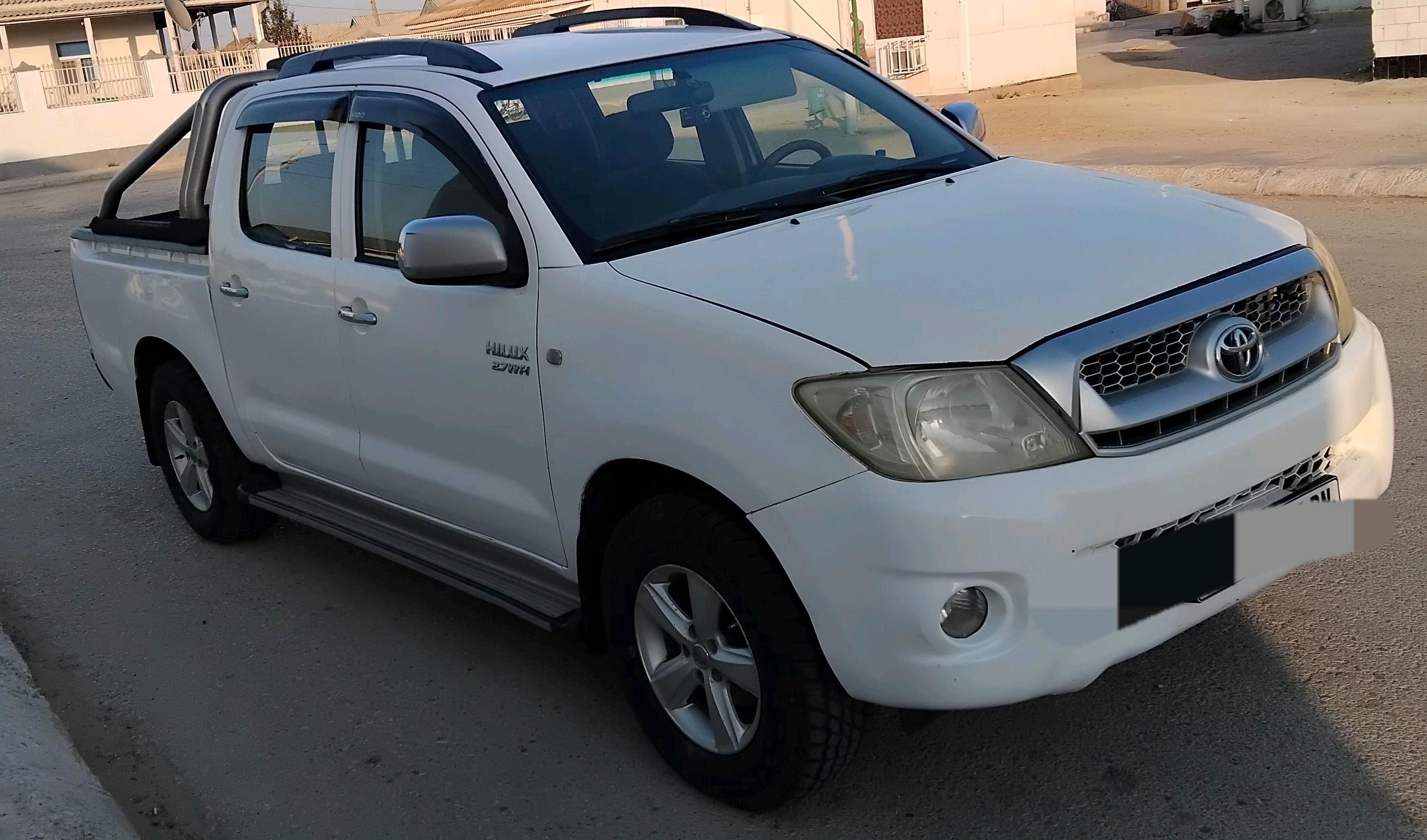Toyota Hilux 2007 - 220 000 TMT - Эсенгулы - img 7