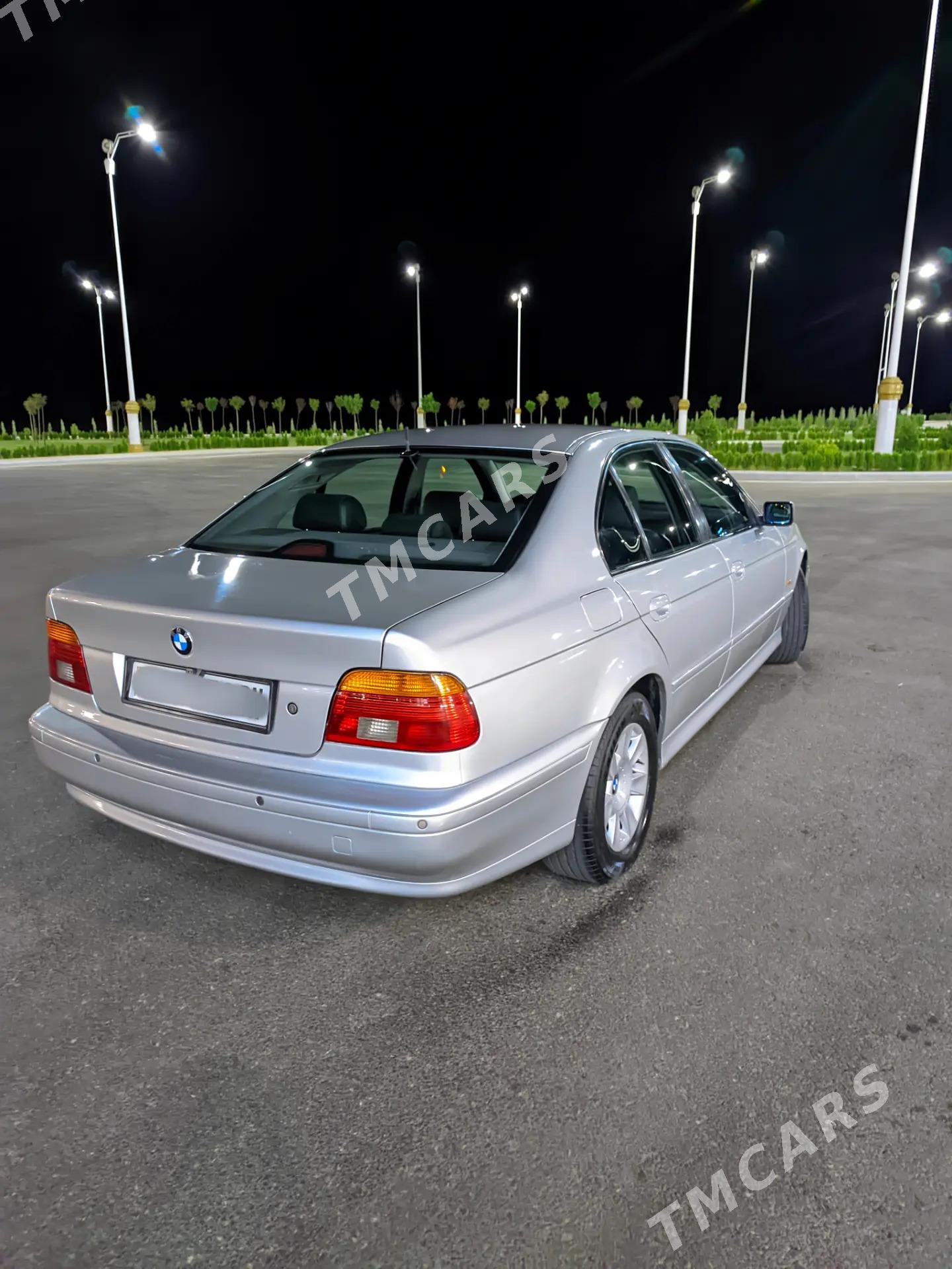 BMW E39 2002 - 115 000 TMT - Balkanabat - img 4