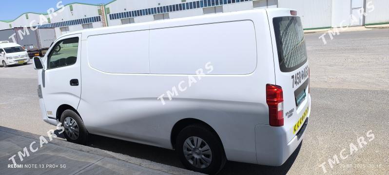 Nissan NV3500 2019 - 320 000 TMT - Ашхабад - img 3