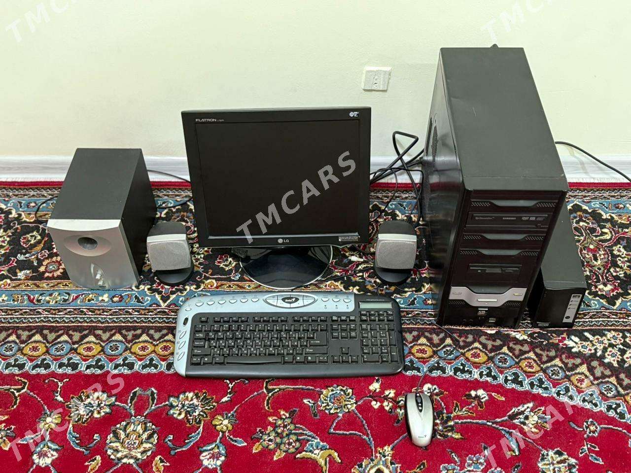 Kompyuter LG Flatron - Podwoýski köç. (Bitarap Türkmenistan şaýoly) - img 4