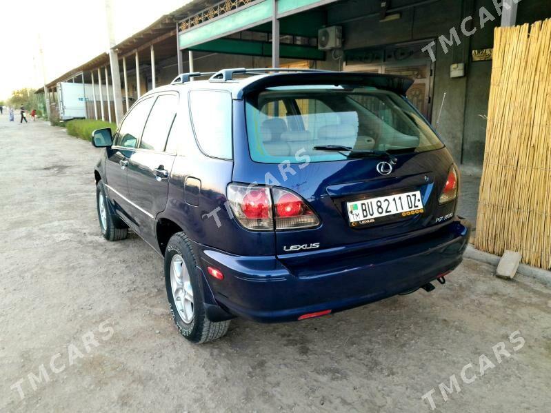 Lexus RX 300 2003 - 192 000 TMT - Дашогуз - img 3