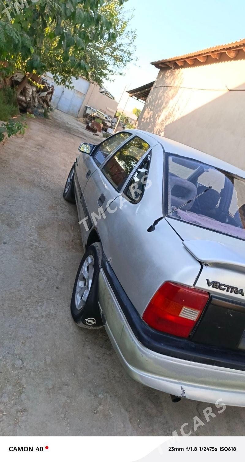 Opel Vectra 1992 - 30 000 TMT - Гурбансолтан Едже - img 2