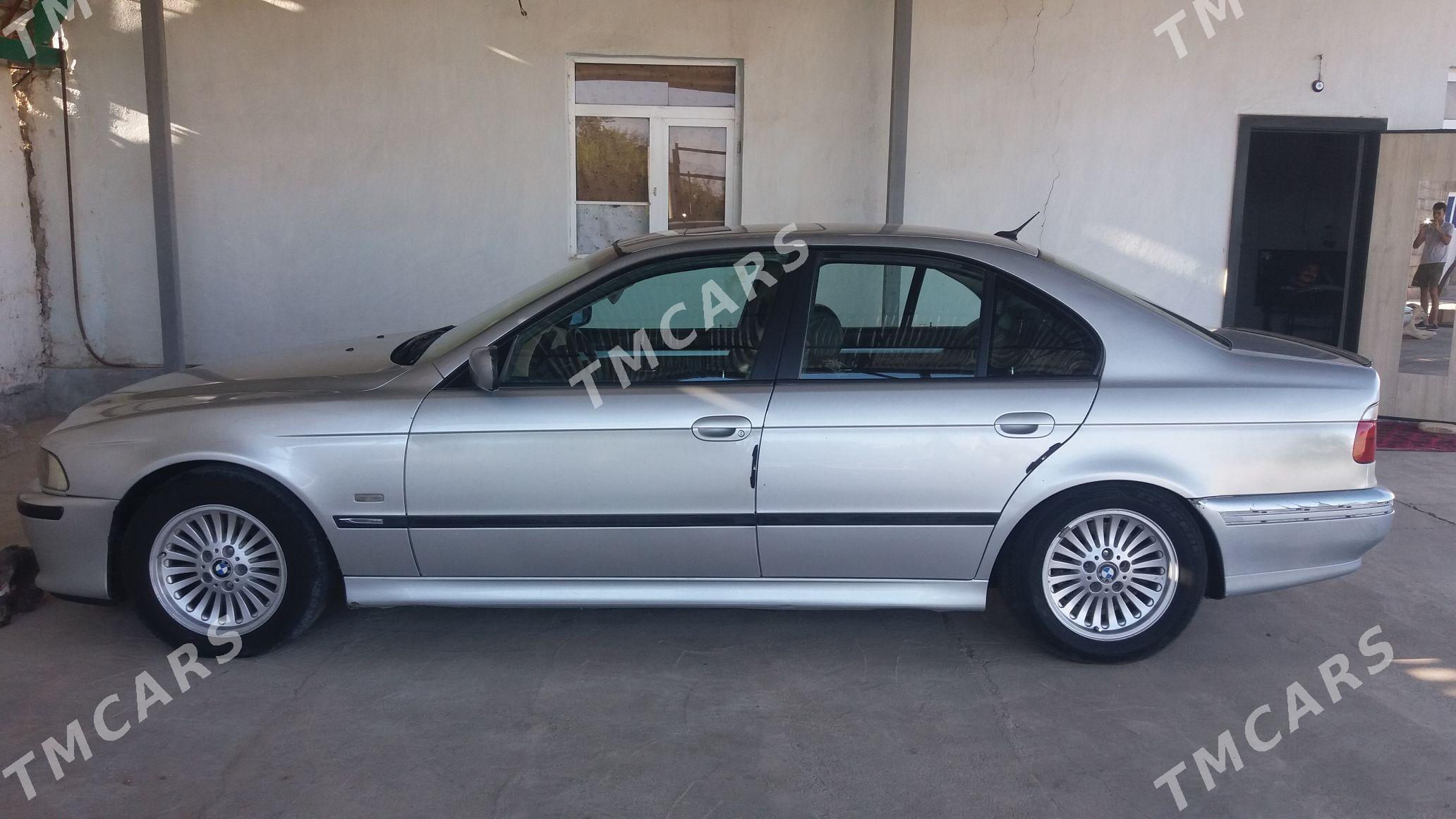 BMW E39 2000 - 80 000 TMT - Кака - img 5