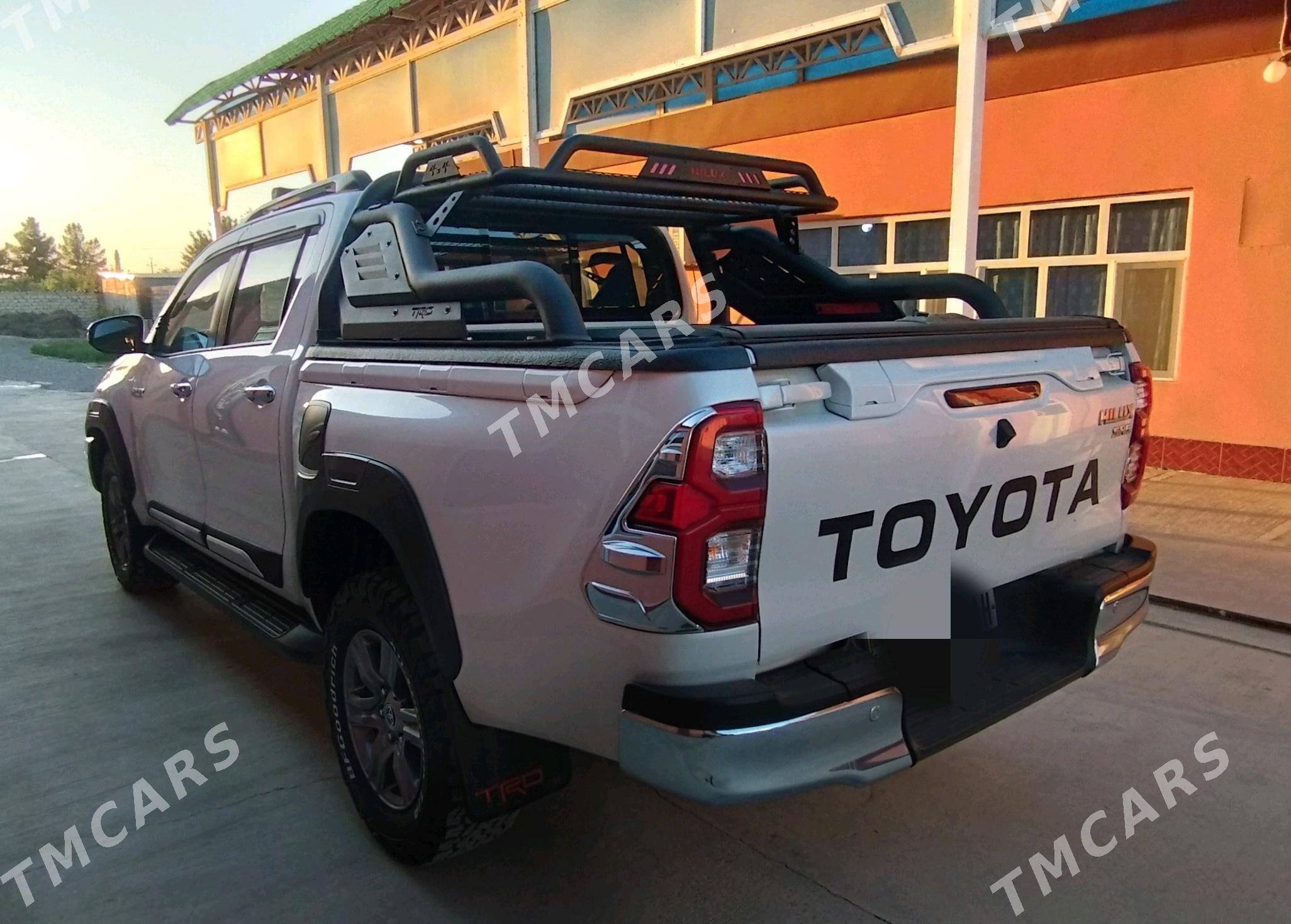 Toyota Hilux 2021 - 610 000 TMT - Бузмеин - img 6