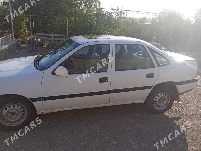 Opel Vectra 1990 - 18 000 TMT - Магданлы - img 4