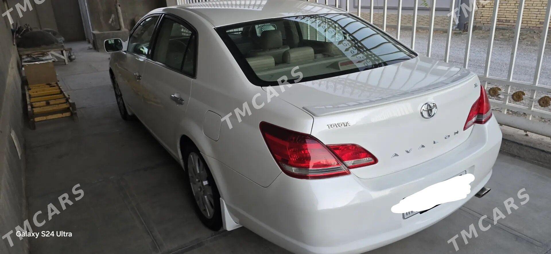 Toyota Avalon 2006 - 220 000 TMT - Мары - img 3