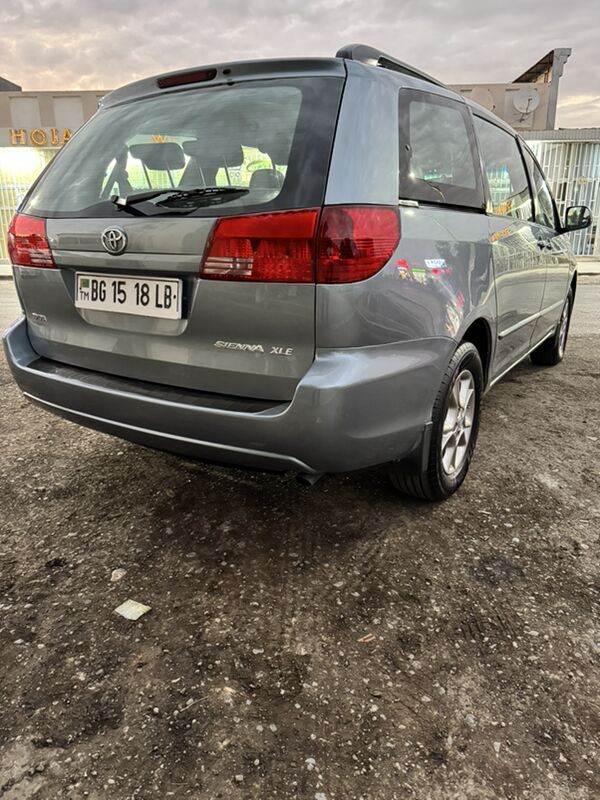 Toyota Sienna 2004 - 220 000 TMT - Türkmenabat - img 5